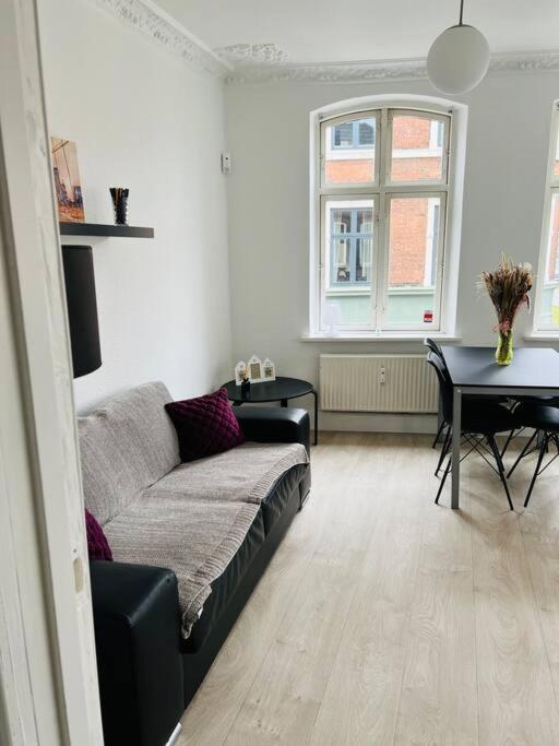 Lovely 1-Bedroom Condo In Aarhus C Exteriér fotografie